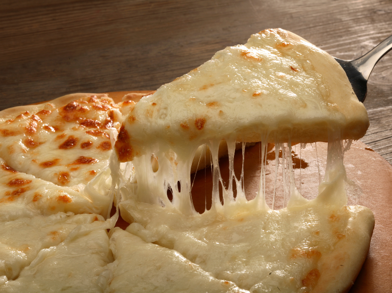 Pizza de Queijo na Massa de Abóbora na Frigideira