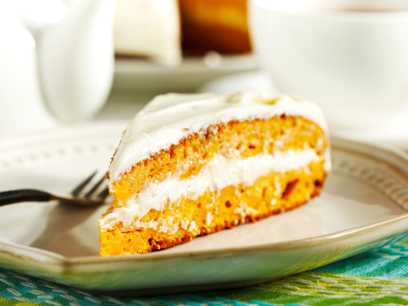Receita Bolo de Cenoura com Cobertura de Cream Cheese!