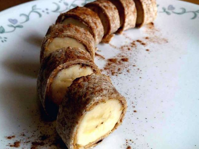 Receita de sushi doce de banana com pasta de amendoim
