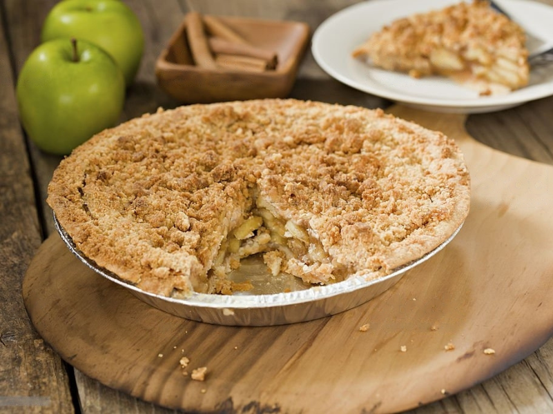 Torta de Maçã com Farofa Crocante